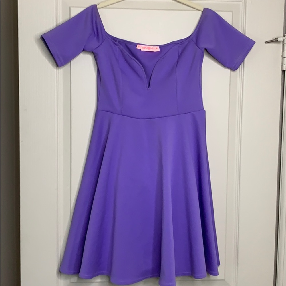 EVERYTHING MUST GO dress with cap sleeves